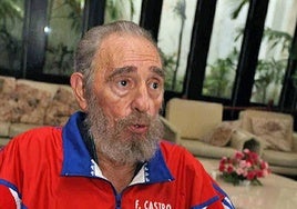 'Ilusorias. Las imágenes del poder', de Pedro García Martín: seductoras, imperativas y fantasiosas