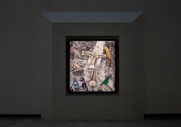 El Vaticano expone el Cristo de Chagall, símbolo de la persecución a los judíos
