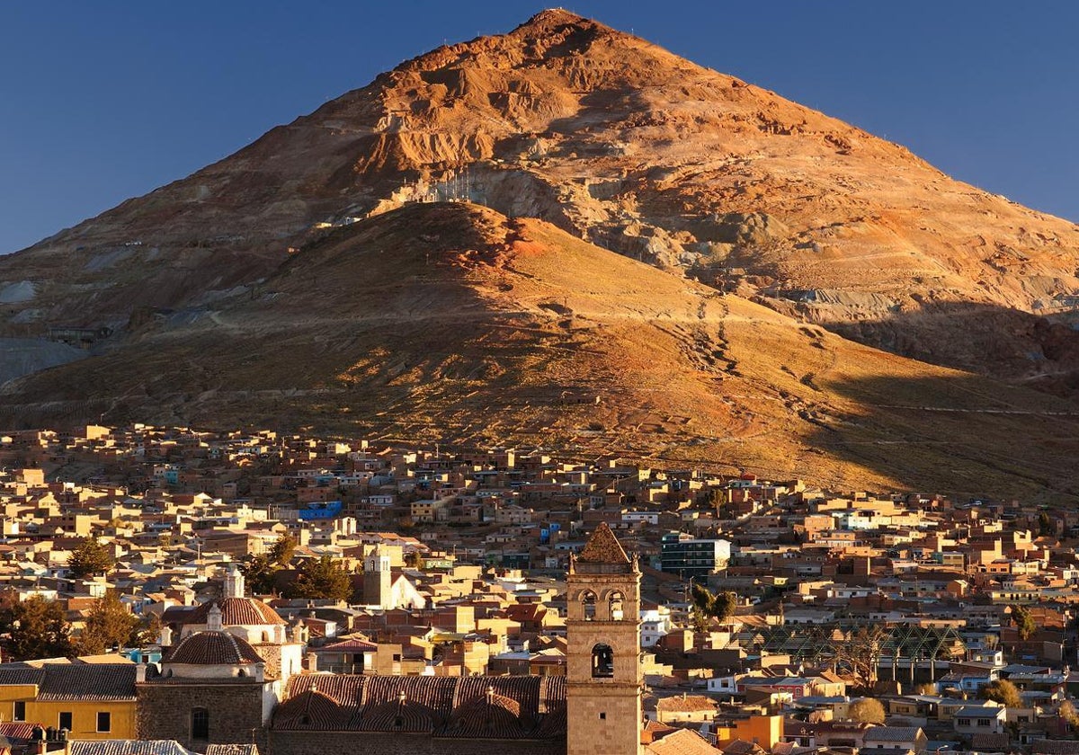 La Villa Imperial de Potosí, al pie del cerro, en la actualidad