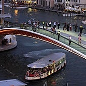 Venecia reforma el puente de Calatrava para evitar las frecuentes caídas