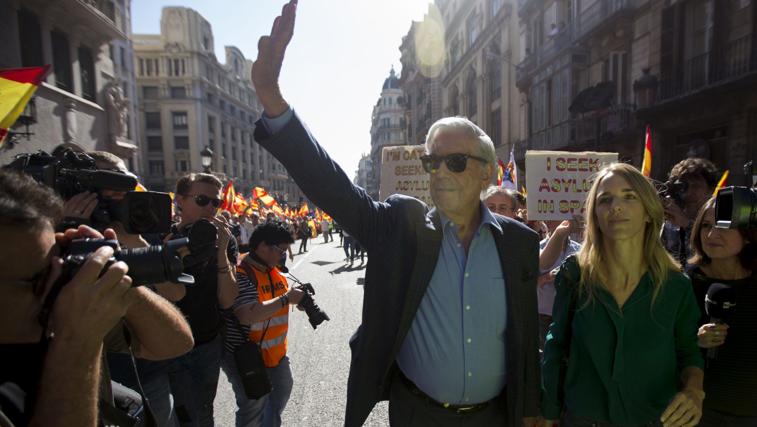 Manifestación 'Basta ya. Recuperemos la sensatez' organizada por Sociedad Civil Catalana contra la independencia de Cataluña