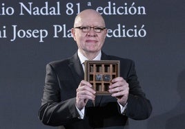 Jorge Fernández Díaz gana el Premio Nadal con una novela autobiográfica, 'El secreto de Marcial'