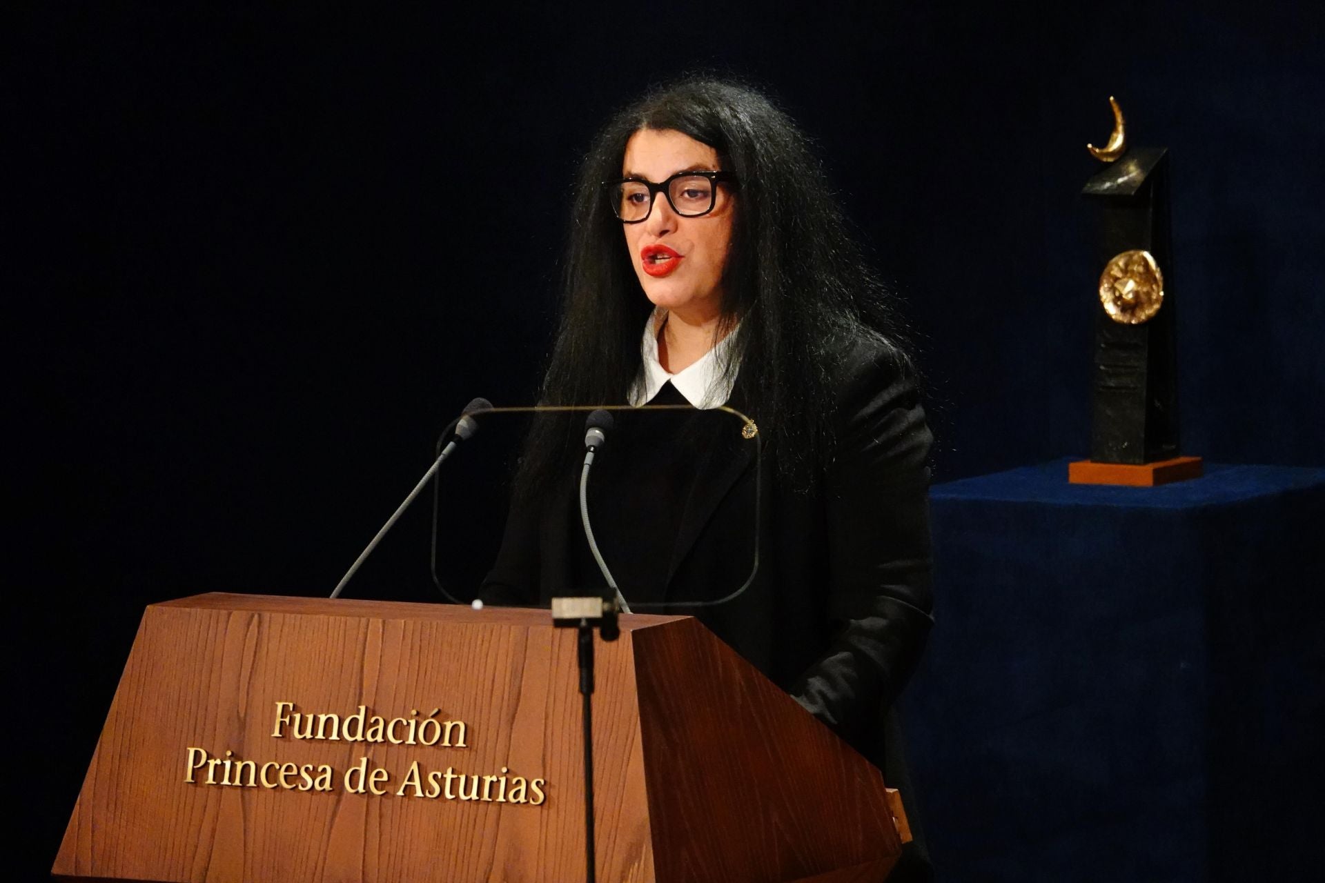 Marjane Satrapi, durante su discurso de aceptación del Princesa de Asturias de Comunicación