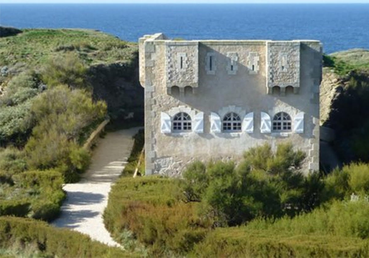 Fortín de Belle Île al que viajaba la actriz