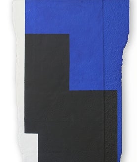 Imagen secundaria 2 - De arriba abajo, 'Escena urbana. Construcción' (1970); detalle de 'Sin tútulo' (1979); y 'Silo' (2006)