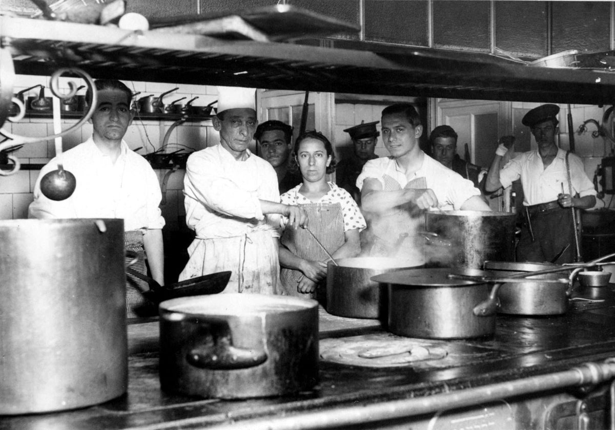 La cocina del palacio de Medinaceli en los años 30.