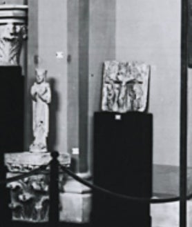 Imagen secundaria 2 - Sala XIII de la Exposición Internacional de Barcelona de 1929 y detalle de la pieza expuesta (dcha). A la izquierda, fotografía del Archivo Moreno