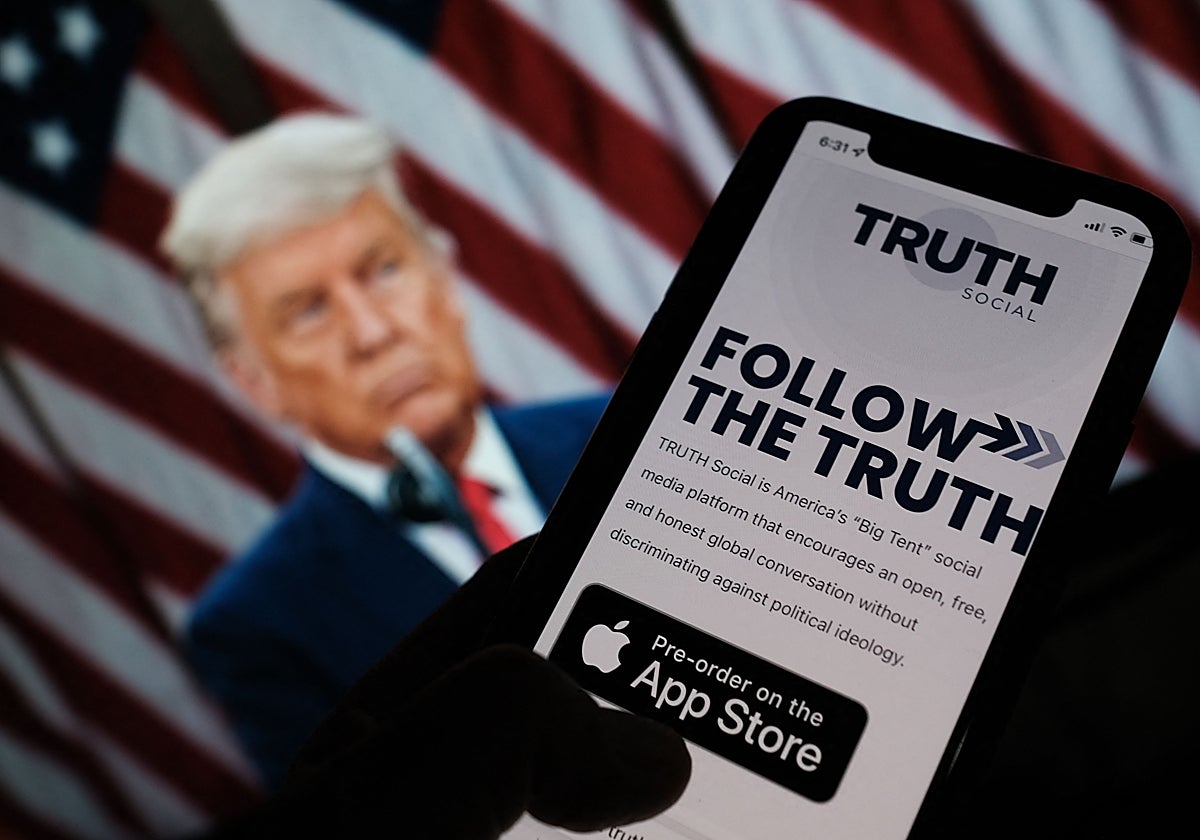 Trump detrás de la interfaz de su red social