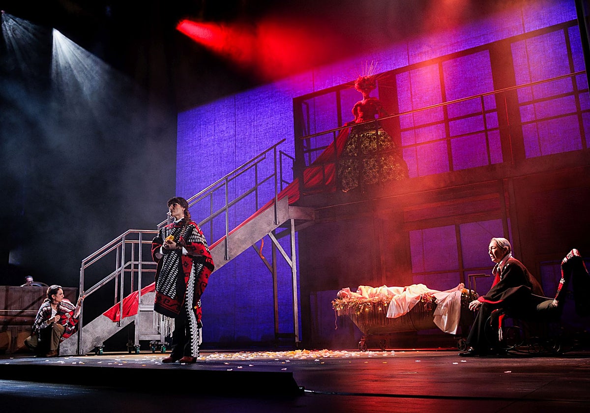 Paula Iwasaki, Rozalén, Raquel Varela y Luisa Gavasa, en una escena de 'Chavela'