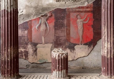 Sale a la luz en Pompeya una extraordinaria sala de banquetes con frescos del siglo I a.C.