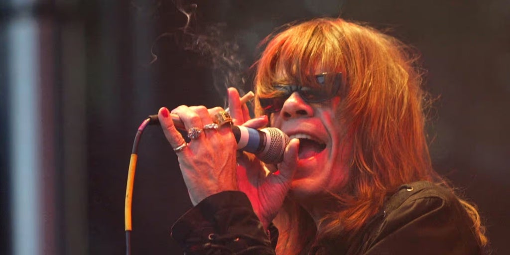 Muere David Johansen, líder de New York Dolls y rey del glam