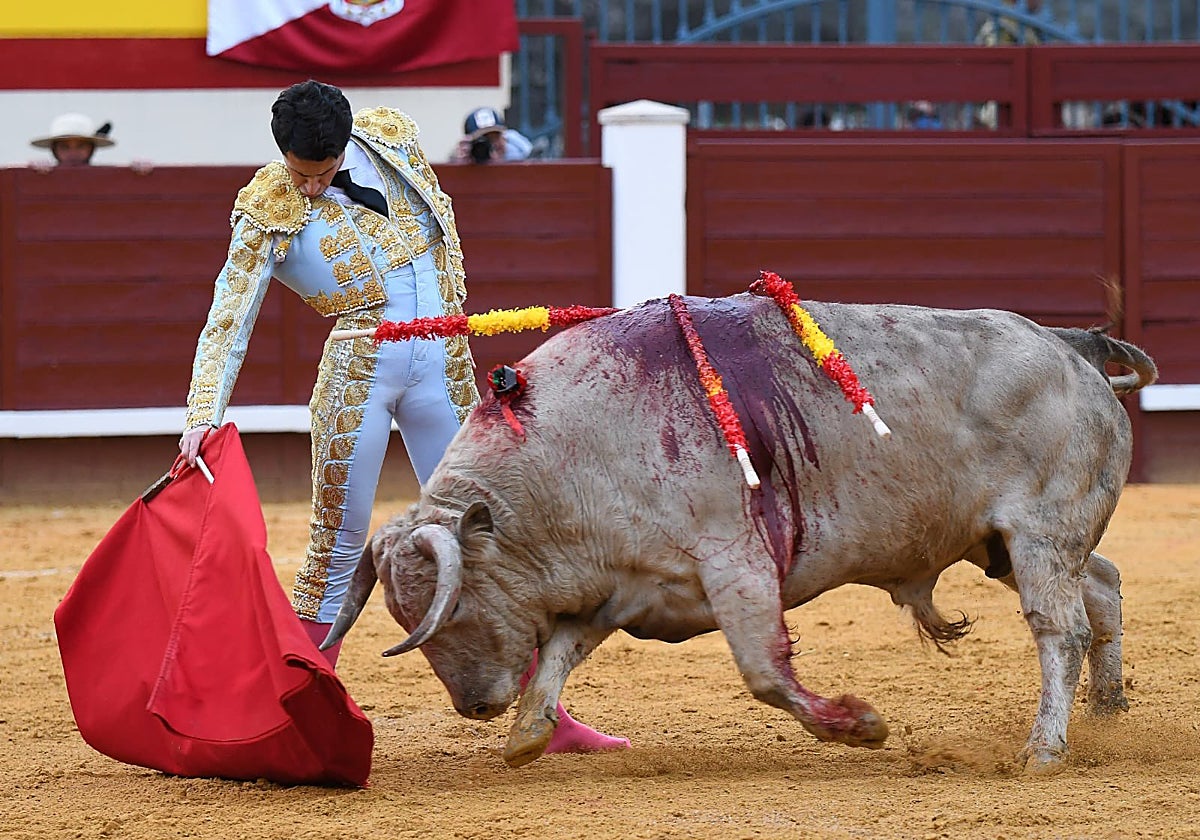 Jorge Molina con el tercero