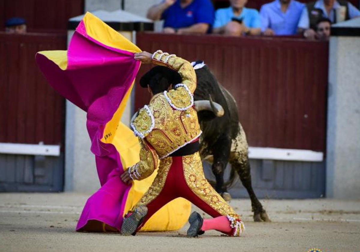 Rafael de Julia (a portagayola en su soberbia tarde del pasado septiembre): en la vida todo se torea
