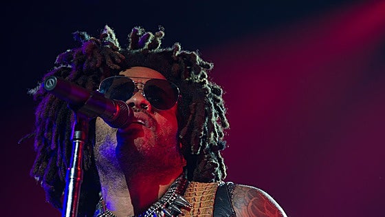 La cadera, la rueda de Lenny Kravitz
