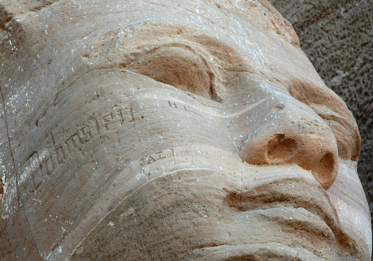 Detalle de una estatua de Ramsés II en el templo de Abu Simbel