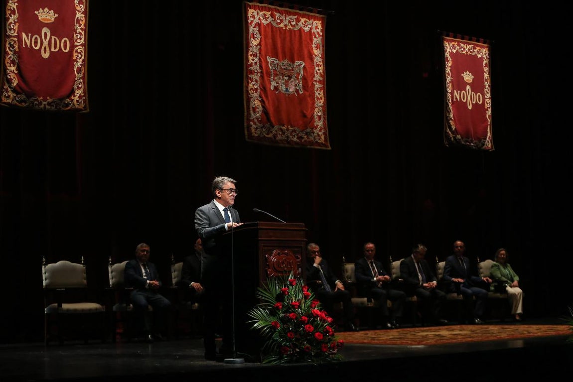 Pregón taurino de Victorino Martín en el Teatro de la Maestranza