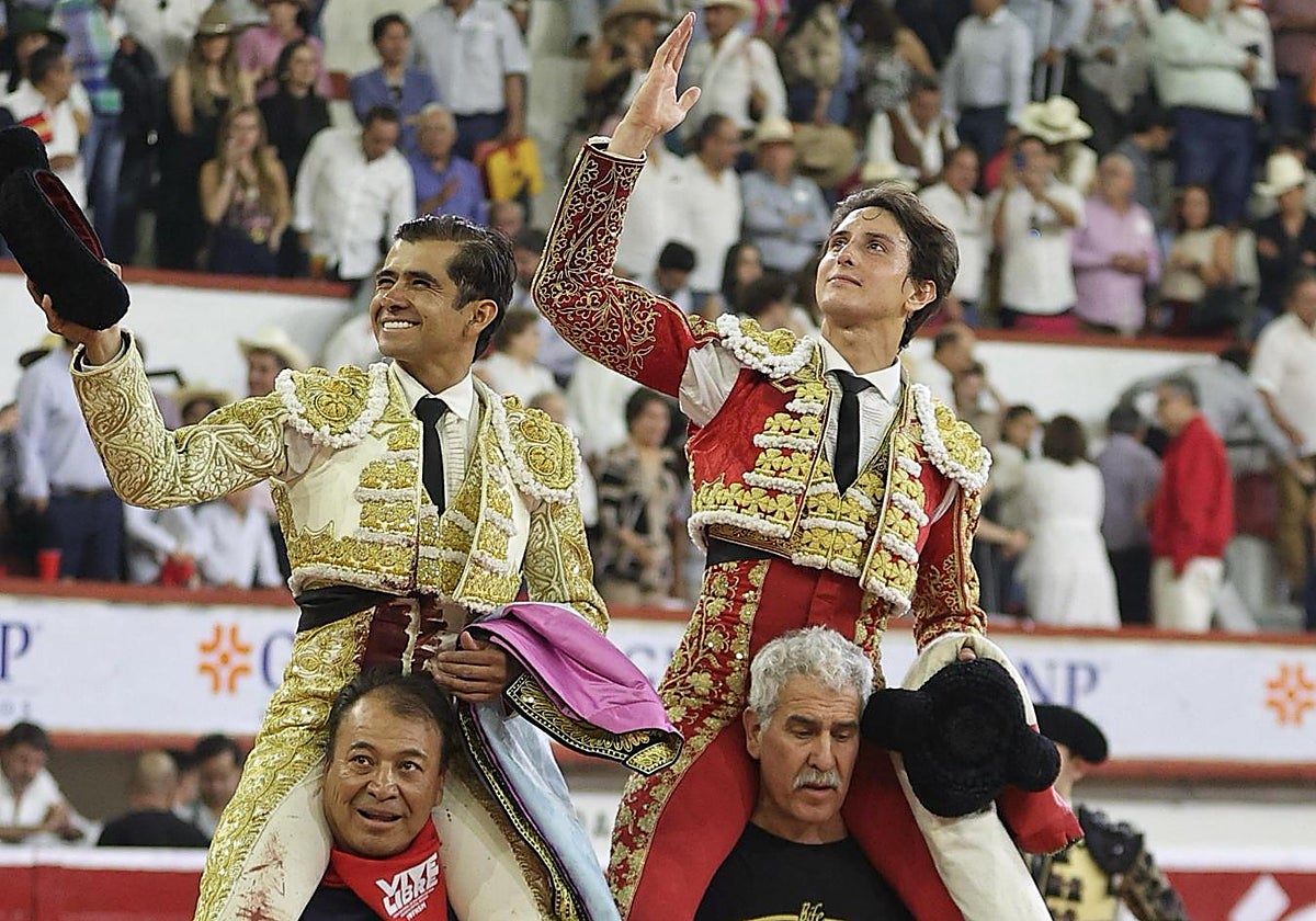 Joselito Adame y Roca Rey, a hombros en Aguascalientes