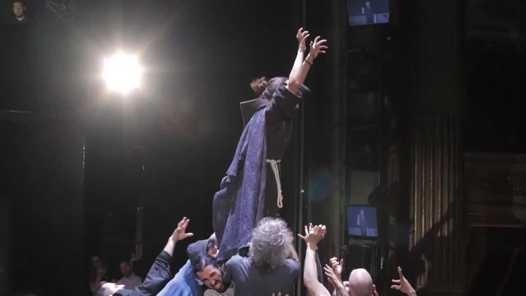 La Scala de Milán adapta a la ópera la novela 'El nombre de la rosa'