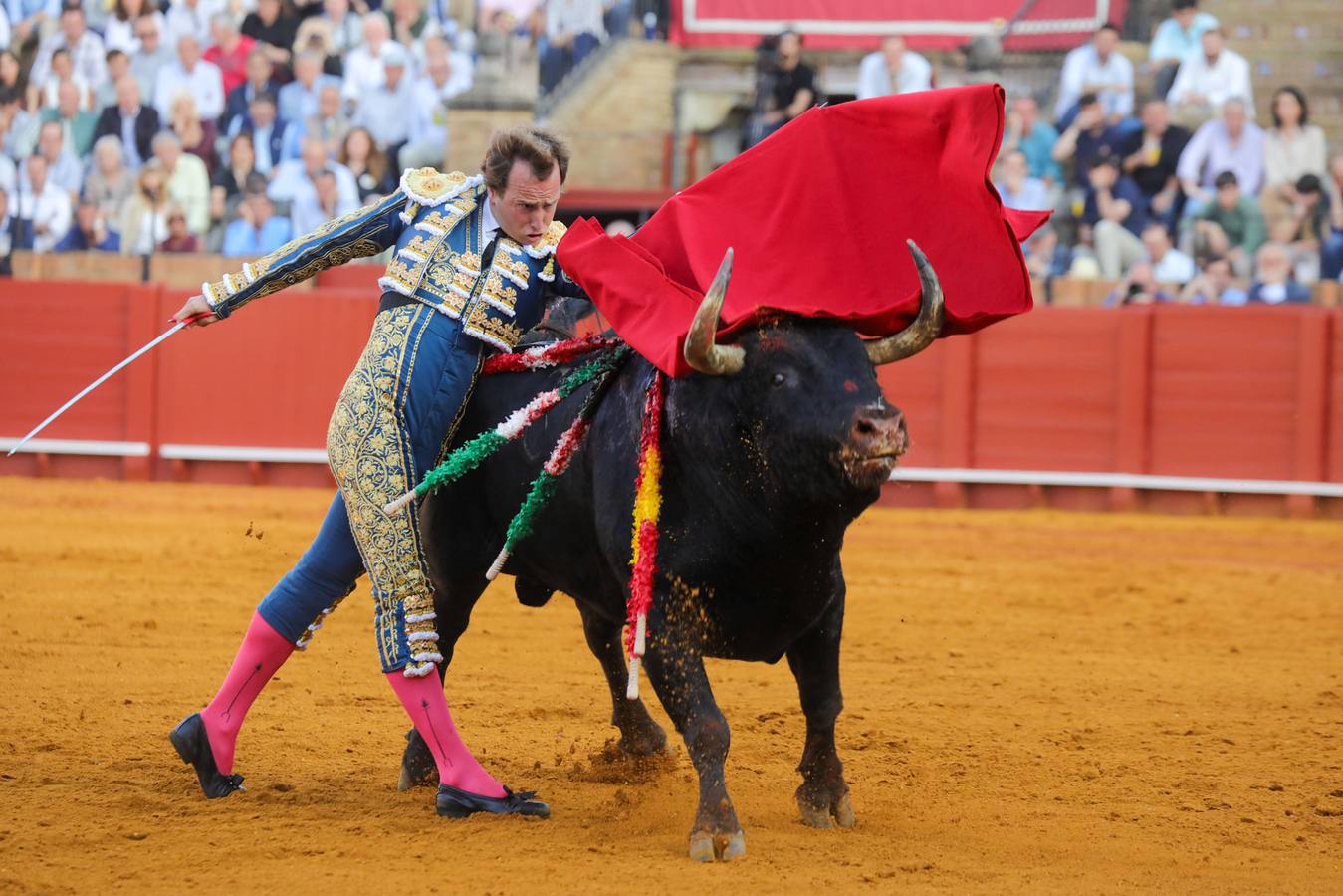 Román logró cortar una oreja en la Maestranza