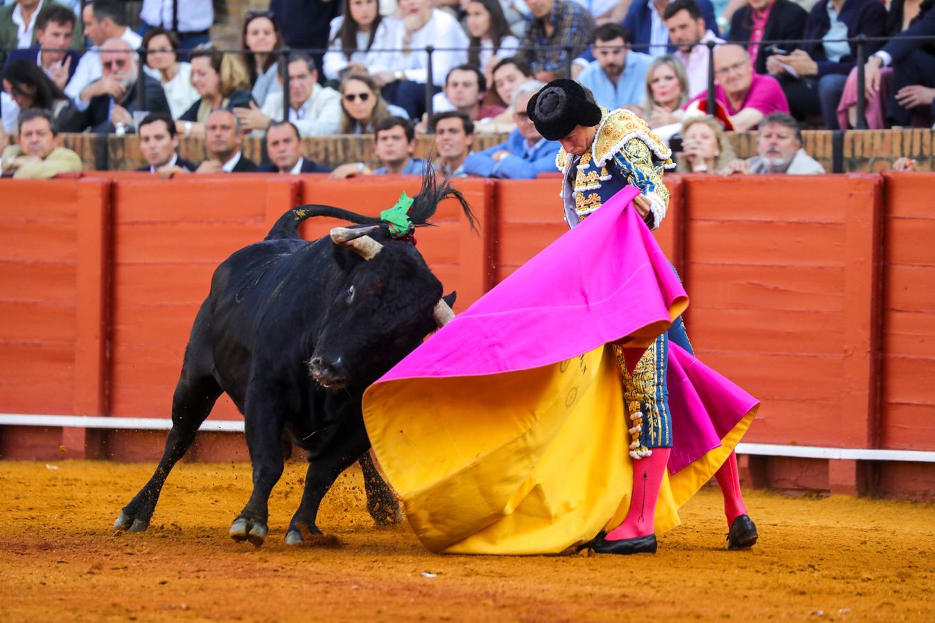 Román logró cortar una oreja en la Maestranza