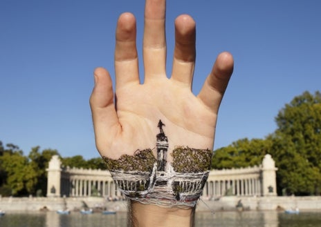 Imagen secundaria 1 - De arriba abajo, 'performance' para la inauguración de 'Perpetua'; 'Horizonte, El Retiro de Madrid'; e imagen del conjunto 'Sonidos ahogados'