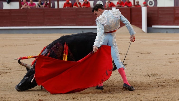 Toros en Las Ventas de Madrid por San Isidro, en directo: última hora de Manzanares, Fernando Adrián y Pablo Aguado hoy