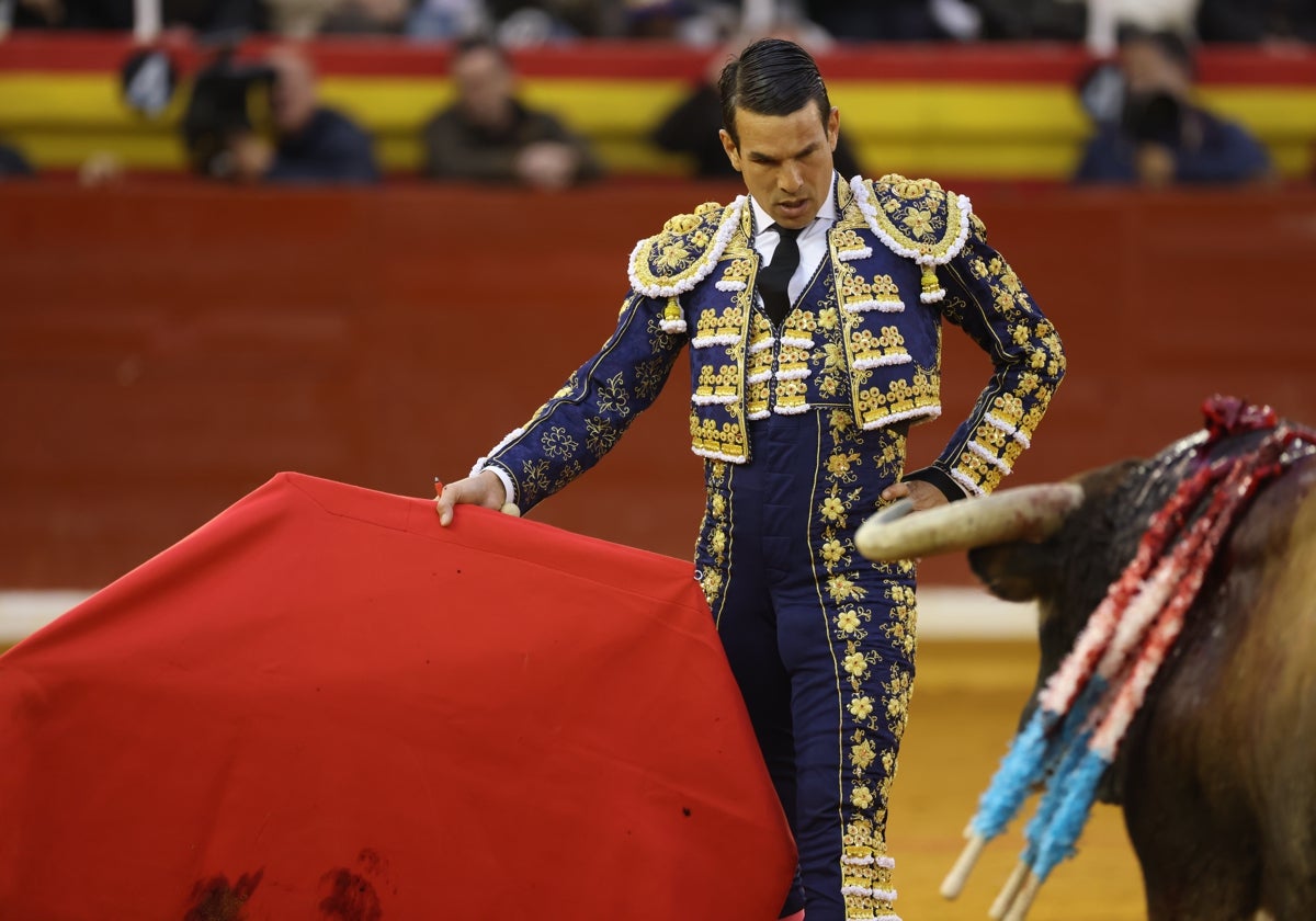 Corrida de toros celebrada en La Maestranza, para los toreros Sebastián Castella, José María Manzanares y Borja Jiménez. José María Manzanares