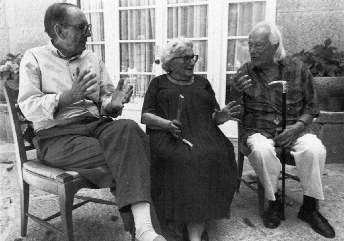 Miguel Delibes, Rosa Chacel y Rafael Alberti en El Escorial
