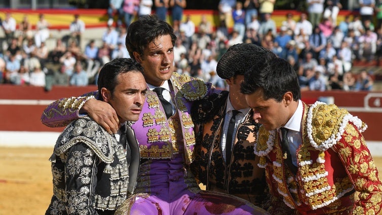 Suspendida la corrida de la Copa Chenel: García Pulido y Álvaro Burdiel, heridos en Alalpardo