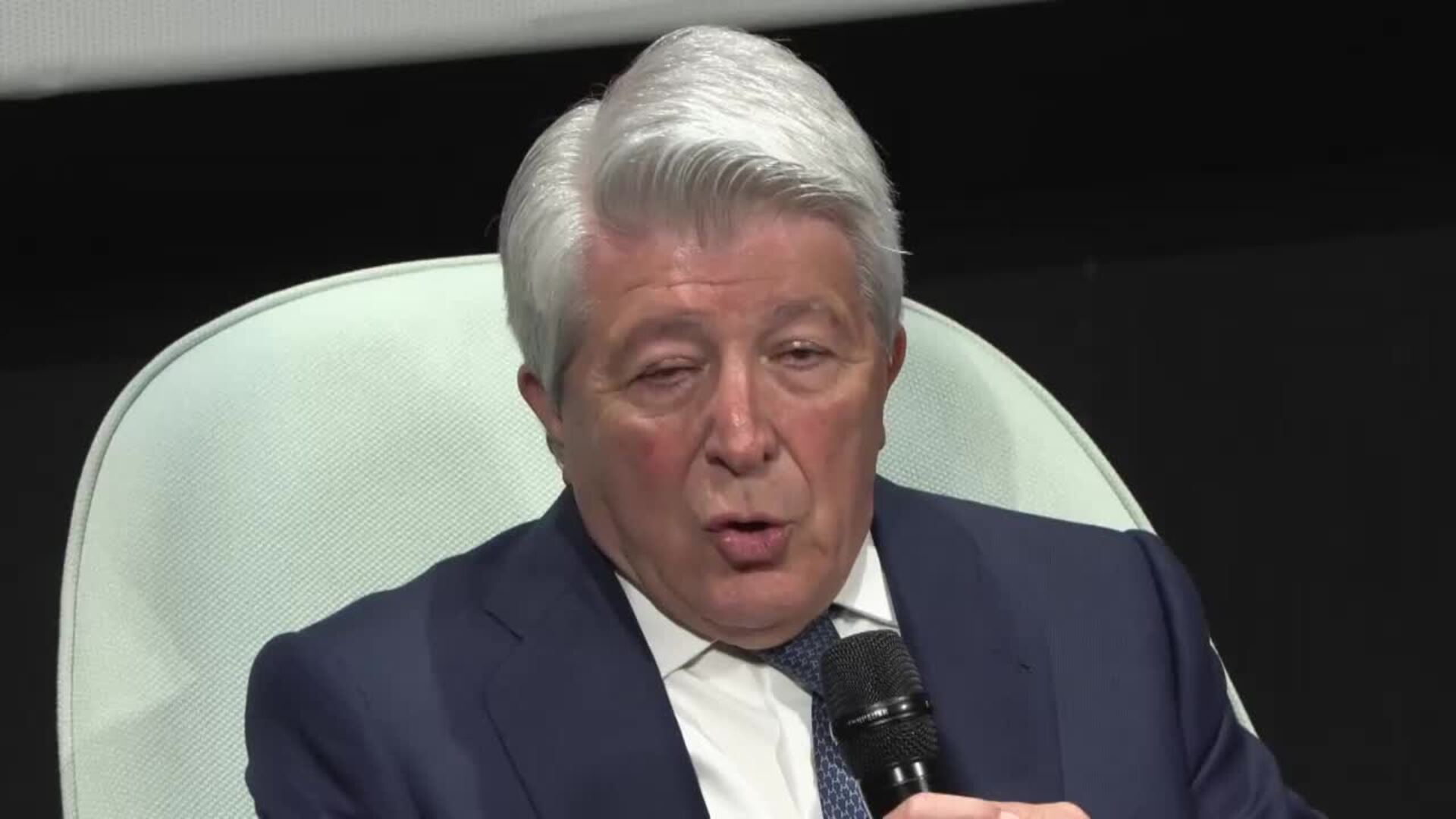 Enrique Cerezo recibe la medalla de oro de la Academia del Cine por su contribución a la cinematografía nacional