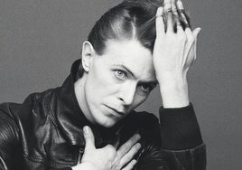 Masayoshi Sukita, el fotógrafo que convirtió a David Bowie en un auténtico camaleón