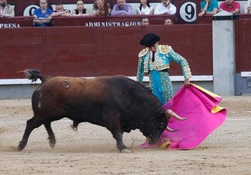Alejandro Peñaranda da una vuelta al ruedo tras dejar una buena imagen con el sexto
