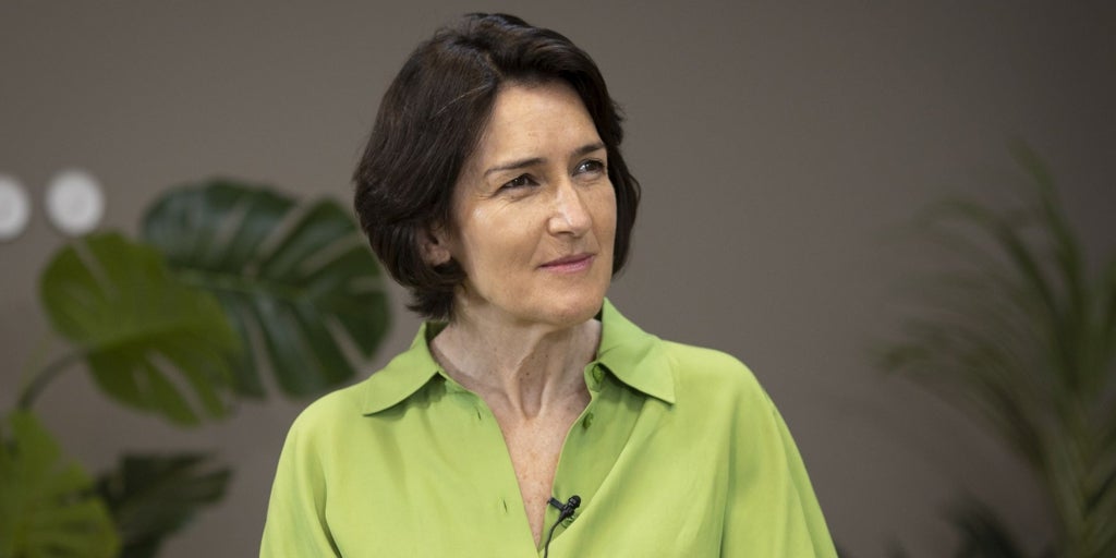La exministra González-Sinde se postula para dirigir el Cervantes de Los Ángeles o el de Mánchester