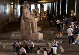 Turistas en las áreas ya abiertas en el Gran Museo Egipcio