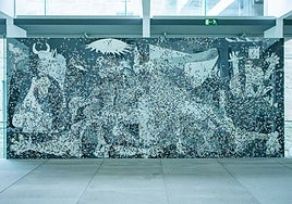 La mano que mece la cuna en la Bienal de Pontevedra