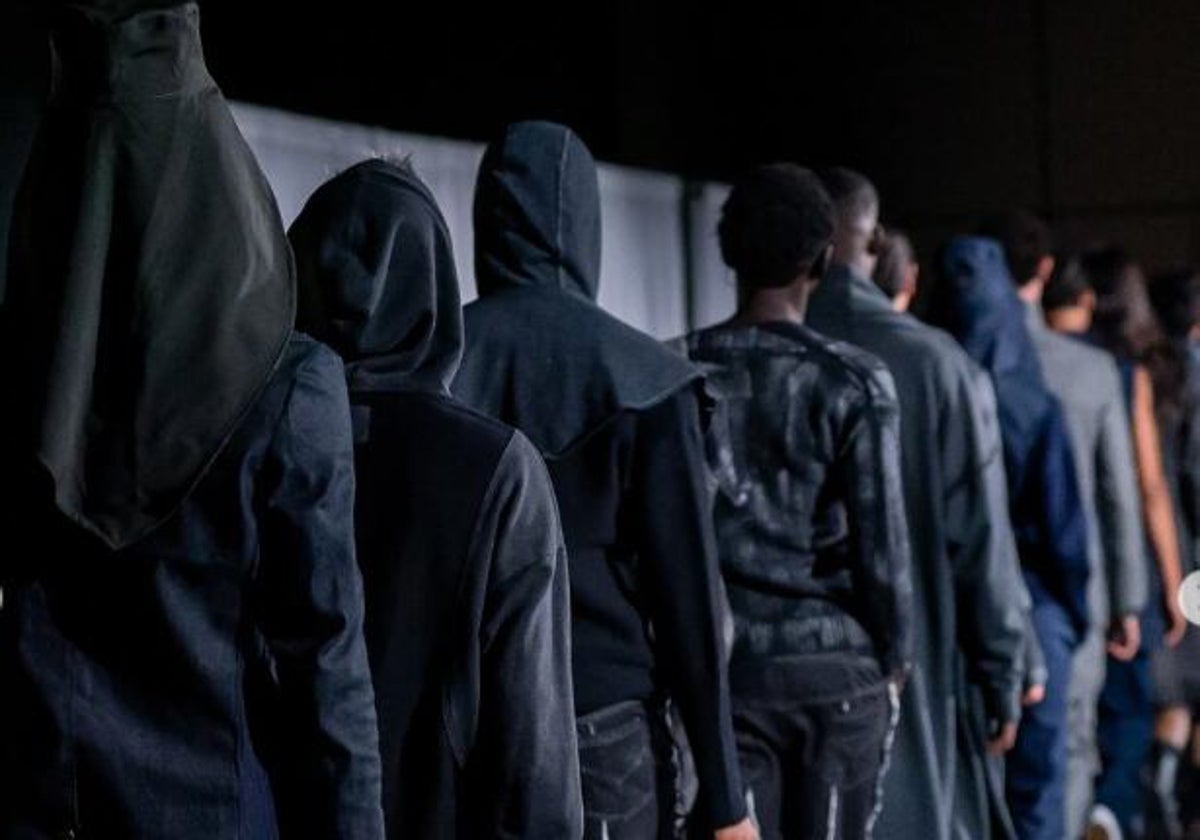 Controvertido desfile de Ricardo Pava
