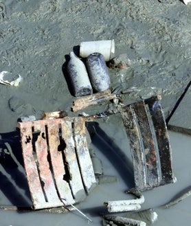 Imagen secundaria 2 - Vaciado del estanque en 2001 y previa pesca de carpas