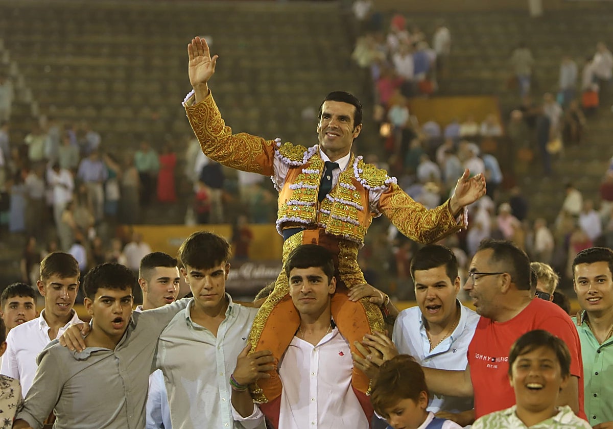 Emilio de Justo sale a hombros en Algeciras