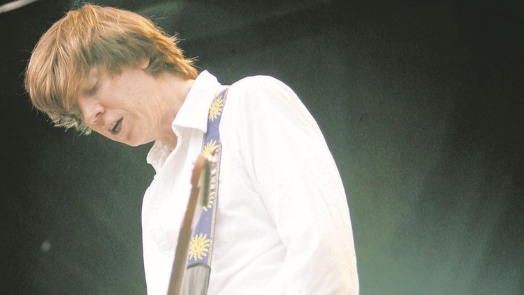 Thurston Moore: «Sonic Youth éramos muy conocidos, pero nunca tuvimos un disco de oro»