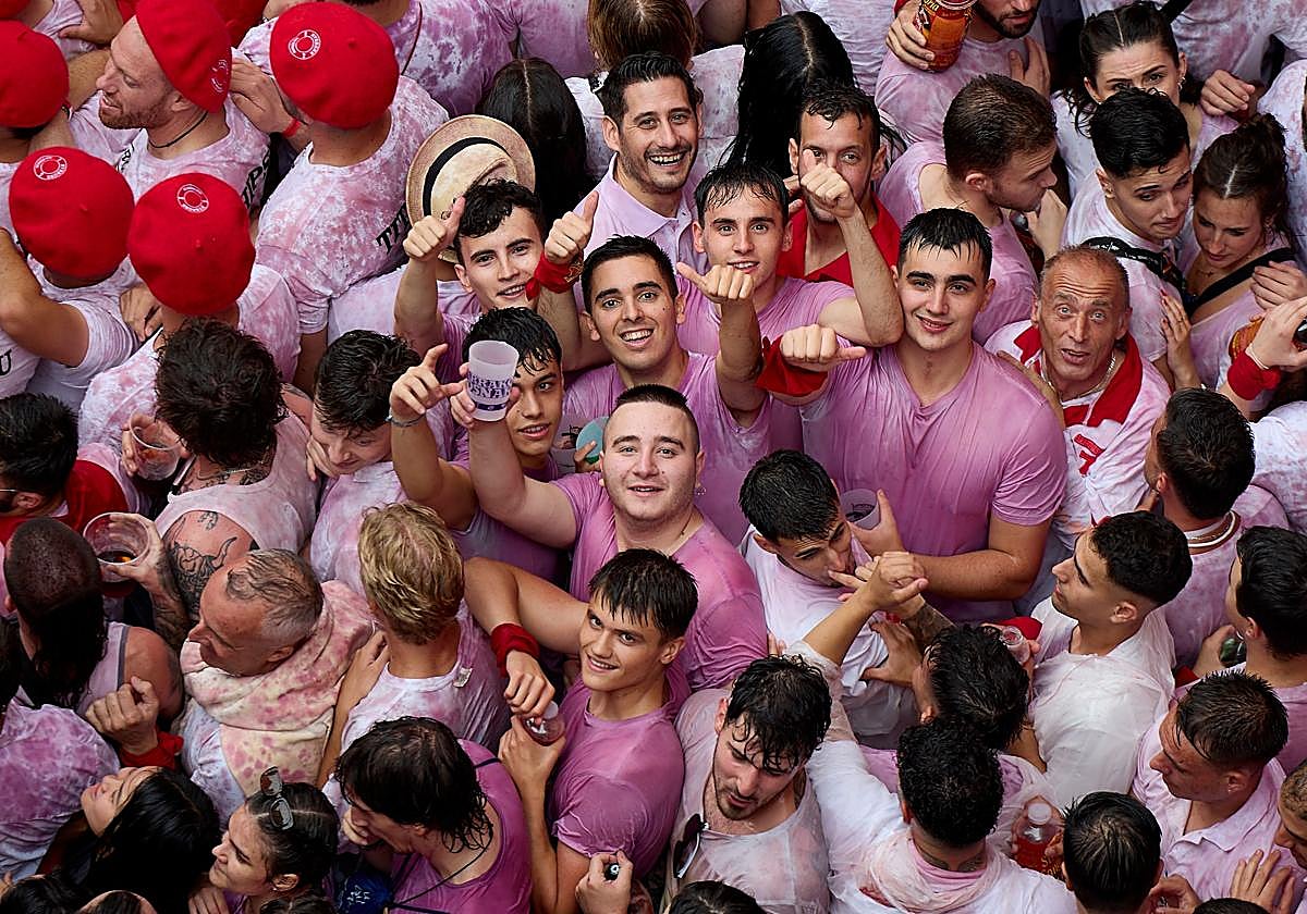 Chupinazo de San Fermín, en directo: última hora desde el Ayuntamiento de Pamplona hoy