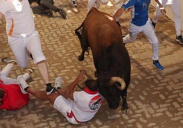 Tercer encierro de San Fermín, en directo: ganadería y última hora en Pamplona hoy