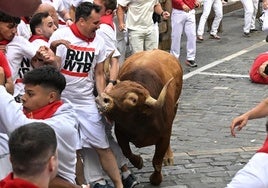 El quinto encierro de los Sanfermines, en imágenes
