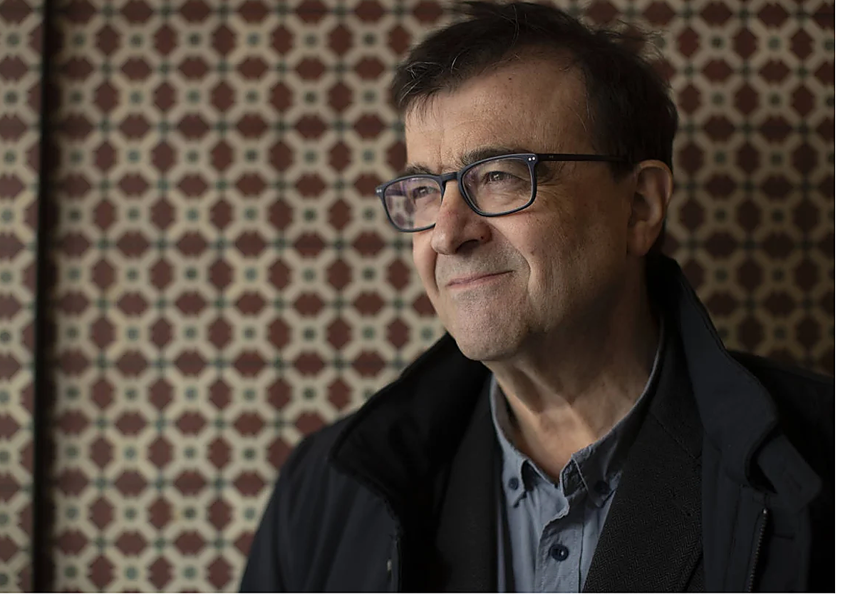 Javier Cercas encabeza la lista con 'El loco de Dios en el fin del mundo'