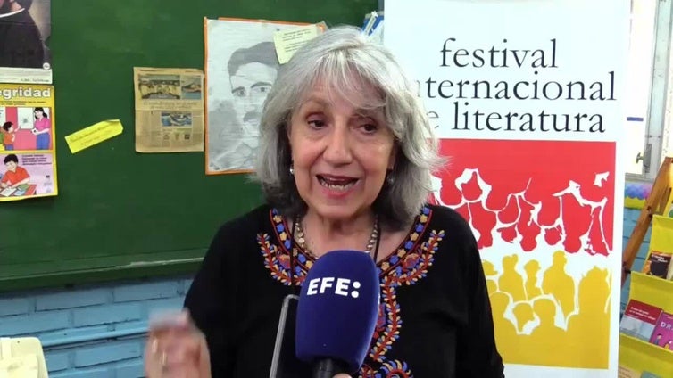Jóvenes hondureños recibieron la visita de poetas y escritores latinoamericanos