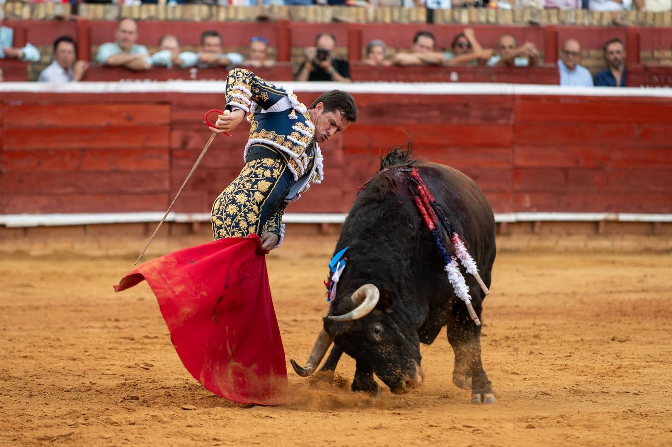 Daniel Luque cortó dos orejas y recibió una gran ovación