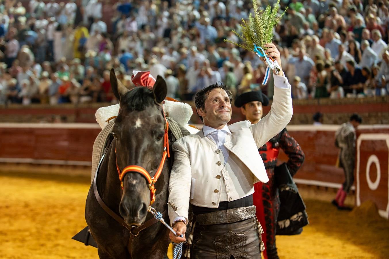 Sergio Galán, Diego Ventura y Andrés Romero pusieron en pie a los tendidos de La Merced