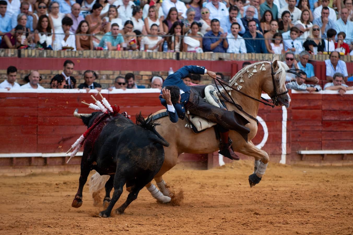 Sergio Galán, Diego Ventura y Andrés Romero pusieron en pie a los tendidos de La Merced