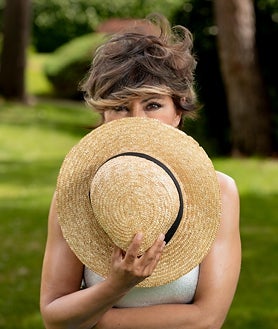 Imagen secundaria 2 - La periodista y presentadora Sonsoles Ónega