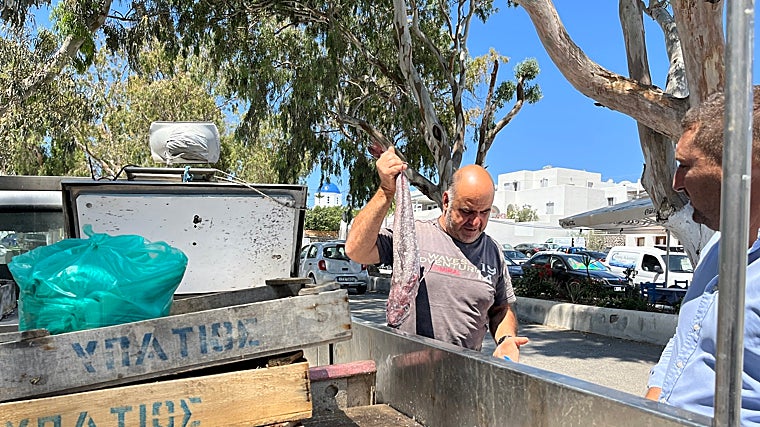 Ypatios, pescador de Fira