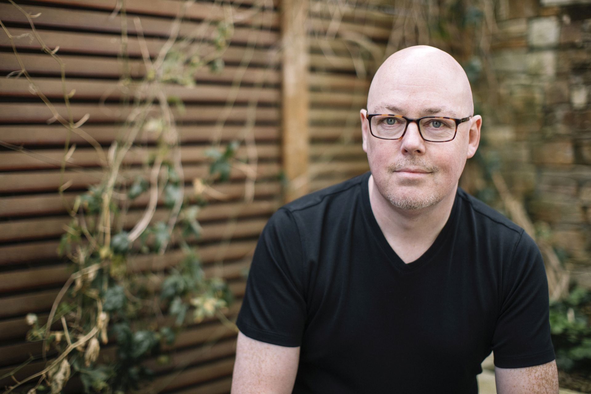 John Boyne: «Los actores jóvenes de Harry Potter han criticado demasiado a J.K. Rowling. Sin ella, estarían en una tienda de chuches»